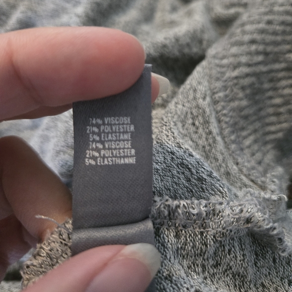 Aerie Crew Neck Cozy Gray Soft Knit Lightweight XS Sweater - Picture 8 of 9